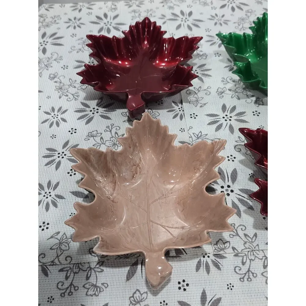 Set of 4 Maple Leaf Shaped Plastic Bowls — Fall Colors